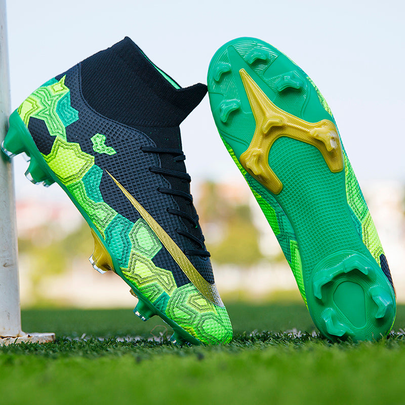 Men's Outdoor Sports Soccer Shoes in Microfiber Material